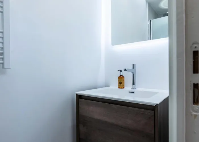 Rare ! Duplex De Style En Plein Centre - Rare ! Duplex De Style En Plein Centre Mae-5823 Apartmán *